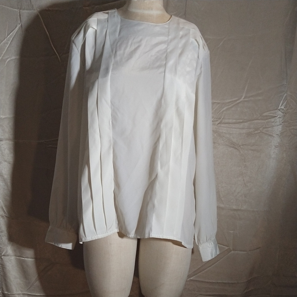 Vintage 80s Silky White Pleated Front Intricate Pleated Shoulder White Blouse sz